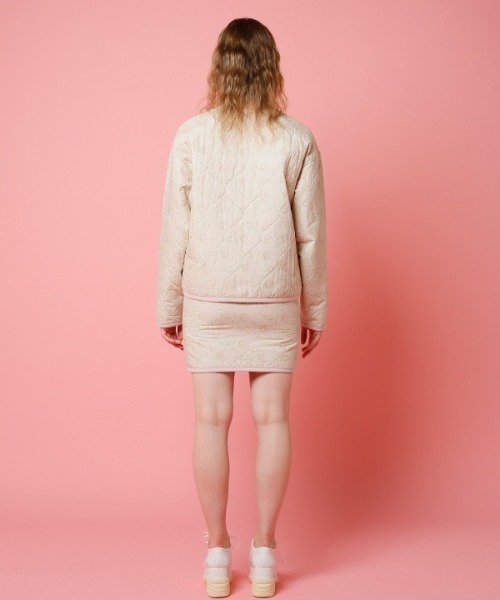 HONEY MI HONEY（ハニーミーハニー）の「reversible flower quilting jacket（ブルゾン・レディース・ベージュ・FREE）」の3枚目の写真