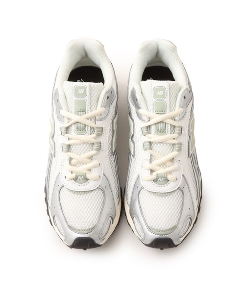 NEW BALANCE（ニューバランス）の「New Balance U204LSWB / ニューバランス U204LSWB（スニーカー・メンズ・ホワイト・23.0cm/25.0cm/24.5cm/24.0cm/23.5cm）」の2枚目の写真
