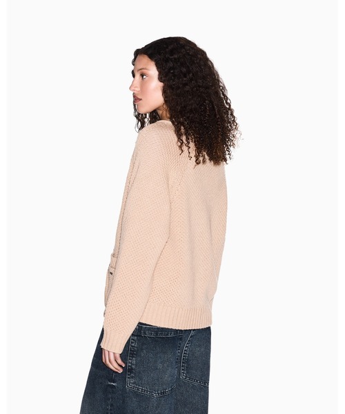 ARMANI EXCHANGE(アルマーニエクスチェンジ)の「【A|X アルマーニ エクスチェンジ】<オンライン限定>ヴァージンウールミックス ゴールドボタン ニットカーディガン(カーディガン/ボレロ・レディース・ベージュ・LARGE/MEDIUM/SMALL/X-LARGE/X-SMALL)」の4枚目の写真