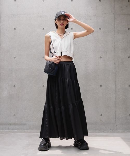 PAGEBOY（ページボーイ）の「ノースリーブショートZIPパーカー（パーカー・レディース・オフホワイト/グレー/チャコールグレー・FREE）」の4枚目の写真