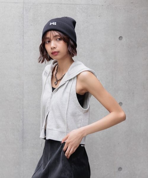 PAGEBOY（ページボーイ）の「ノースリーブショートZIPパーカー（パーカー・レディース・オフホワイト/グレー/チャコールグレー・FREE）」の17枚目の写真