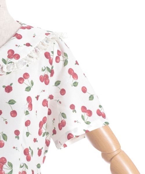 axes femme チェリーローズ柄セーラーワンピース チェリーローズ柄セーラーワンピース | レディース服