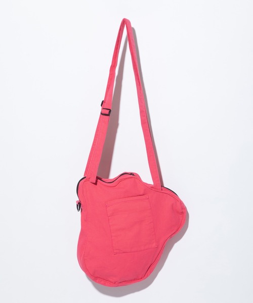 WCJ（ダブルシージェイ）の「Disney / FACE DESIGN SHOULDER BAG