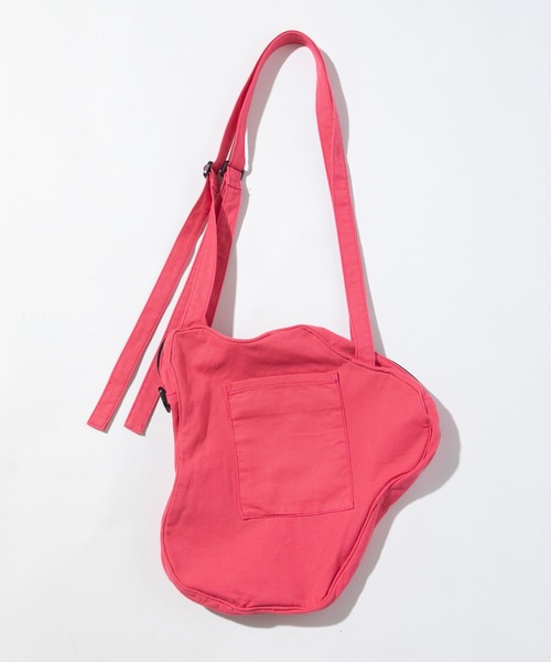 WCJ（ダブルシージェイ）の「Disney / FACE DESIGN SHOULDER BAG