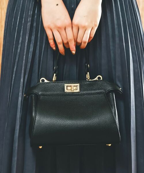 le.coeur blanc（ルクールブラン）の「MILLELA FIRENZEダブルオープニングバッグ（ショルダーバッグ・レディース・モカ/ブラック・FREE）」の8枚目の写真