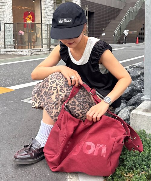 CIAOPANIC TYPY（チャオパニックティピー）の「【UNISEX】キャンバスボストンドラムバッグ（トートバッグ・レディース・ブラック/ネイビー/ブラウン/レッド・ONE SIZE）」の21枚目の写真