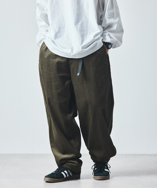 FREAK'S STORE(フリークスストア)の「限定展開 ワイドシルエット コーデュロイクライミングパンツ(その他パンツ・メンズ・ブラウン/ベージュ/ブラック/チャコールグレー/オリーブ・MEDIUM/SMALL/LARGE)」の5枚目の写真