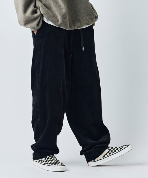 FREAK'S STORE(フリークスストア)の「限定展開 ワイドシルエット コーデュロイクライミングパンツ(その他パンツ・メンズ・ブラウン/ベージュ/ブラック/チャコールグレー/オリーブ・MEDIUM/SMALL/LARGE)」の2枚目の写真