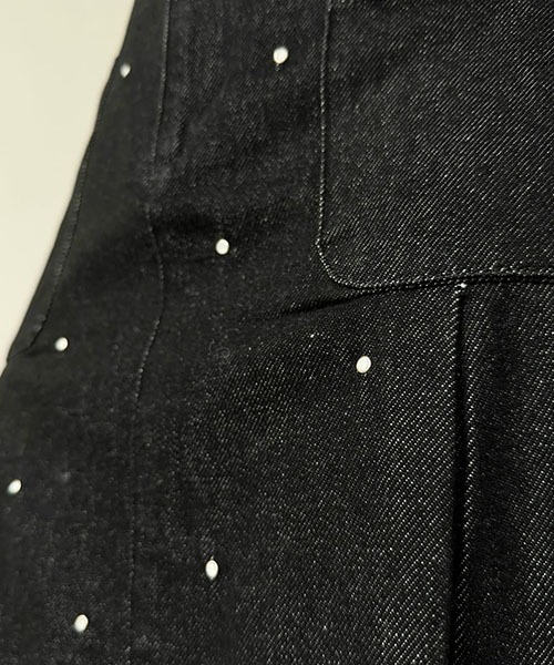 WILLFULLY（ウィルフリー）の「hollow out bijou tuck denim tight SK（デニムスカート・レディース・ブラック/ライトブルー・S/M）」の8枚目の写真