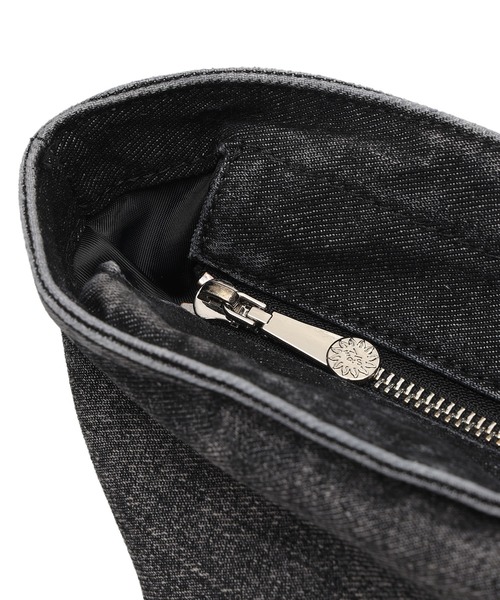 EVRIS（エヴリス）の「【EVRIS/エブリス】ロゴエンボス　ラージトートバッグ／A4収納可（トートバッグ・レディース・ブラック/ワンウォッシュ・FREE）」の3枚目の写真