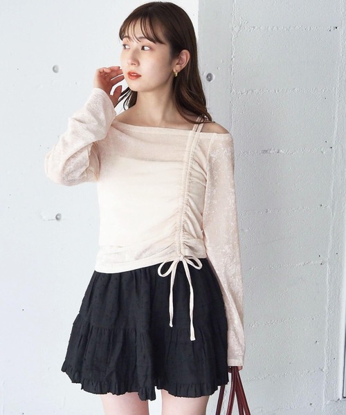 tiptop(ティップトップ)の「シアーベロアドロストプルオーバー(Tシャツ/カットソー・レディース・ブラック/アイボリー/チャコールグレー・FREE)」の4枚目の写真