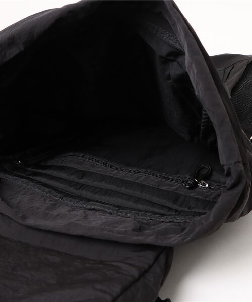 RNA-N(アールエヌエーエヌ)の「E5151 ユーティリティバックパック(バックパック/リュック・レディース・ブラック/カーキ・FREE)」の16枚目の写真