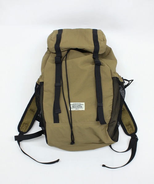 RNA-N(アールエヌエーエヌ)の「E5151 ユーティリティバックパック(バックパック/リュック・レディース・ブラック/カーキ・FREE)」の1枚目の写真