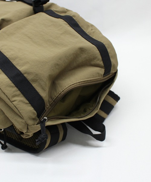 RNA-N(アールエヌエーエヌ)の「E5151 ユーティリティバックパック(バックパック/リュック・レディース・ブラック/カーキ・FREE)」の9枚目の写真