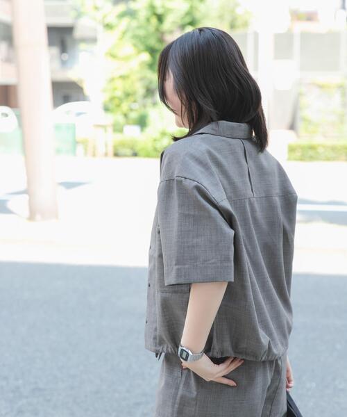 EKAL(エカル)の「『UR TECH』ハイツイストオープンカラーシャツ(シャツ/ブラウス・レディース・モカ/チャコールグレー・ONE)」の16枚目の写真