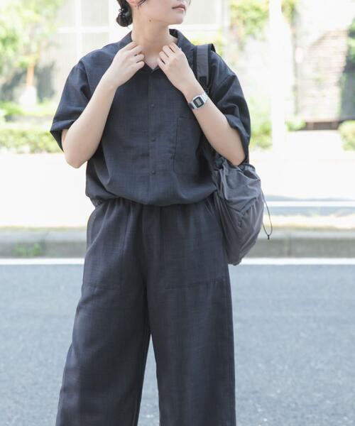 EKAL(エカル)の「『UR TECH』ハイツイストオープンカラーシャツ(シャツ/ブラウス・レディース・モカ/チャコールグレー・ONE)」の3枚目の写真