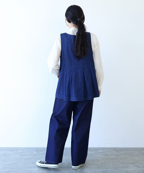 bulle de savon（ビュルデサボン）の「△８oz ムラ糸デニム ベスト（ベスト・レディース・ネイビー・FREE）」の11枚目の写真