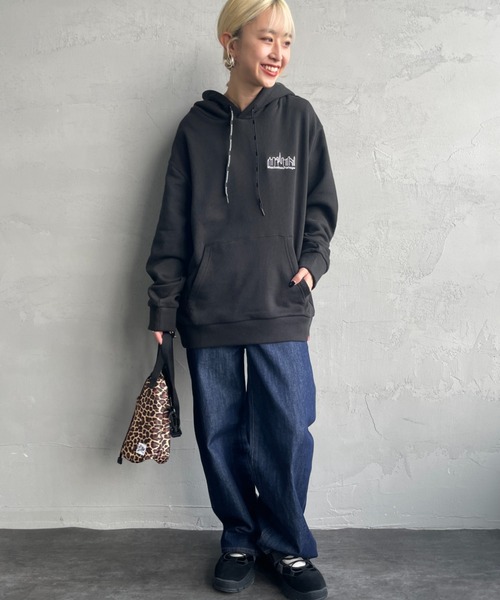 Manhattan Portage（マンハッタンポーテージ）の「[MANHATTAN PORTAGE/マンハッタンポーテージ] ワンポイント刺繍ロゴ スウェットパーカー（パーカー・レディース・ブラック/グレー・S/M/L）」の13枚目の写真