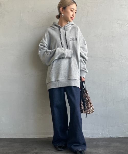 Manhattan Portage（マンハッタンポーテージ）の「[MANHATTAN PORTAGE/マンハッタンポーテージ] ワンポイント刺繍ロゴ スウェットパーカー（パーカー・レディース・ブラック/グレー・S/M/L）」の7枚目の写真