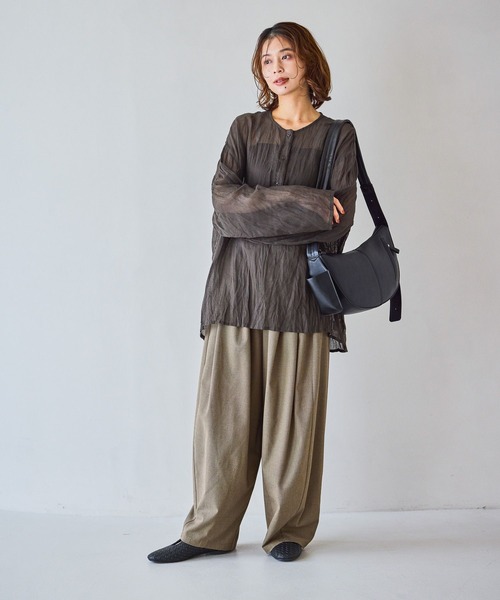 studio CLIP（スタディオクリップ）の「【人間工学に基づいて考えた！】からだよろこぶ合皮ショルダーバッグ（ショルダーバッグ・レディース・アイボリー/その他1/チャコール/ブラック・FREE）」の11枚目の写真