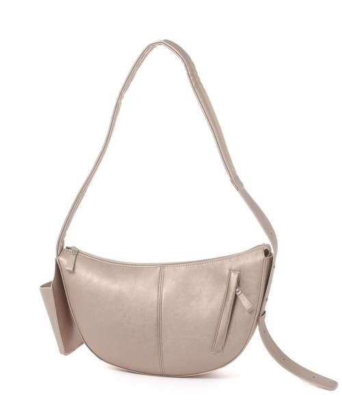 studio CLIP（スタディオクリップ）の「【人間工学に基づいて考えた！】からだよろこぶ合皮ショルダーバッグ（ショルダーバッグ・レディース・アイボリー/その他1/チャコール/ブラック・FREE）」の12枚目の写真