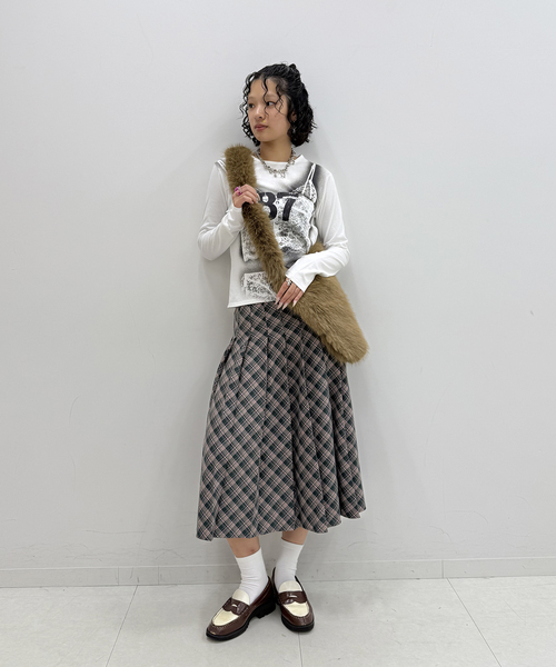 Oriens JOURNAL STANDARD(オリエンス ジャーナルスタンダード)の「ファーショルダーバッグ(ショルダーバッグ・レディース・ブラウン・FREE)」の18枚目の写真