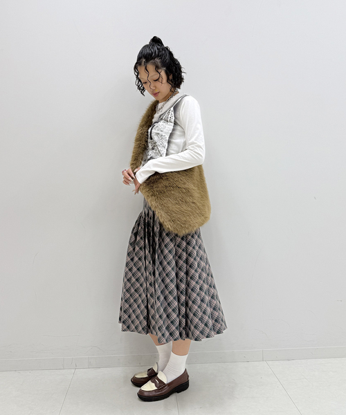 Oriens JOURNAL STANDARD(オリエンス ジャーナルスタンダード)の「ファーショルダーバッグ(ショルダーバッグ・レディース・ブラウン・FREE)」の17枚目の写真