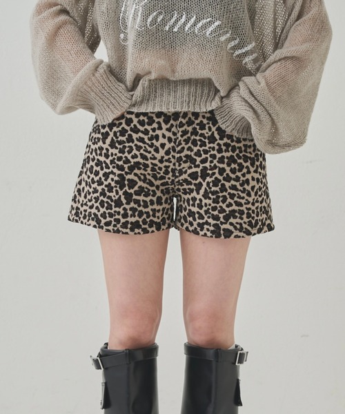 WHO'S WHO gallery(フーズフーギャラリー)の「レオパードジャガードショーツ(その他パンツ・レディース・ブラウン/ブラック・FREE)」の1枚目の写真