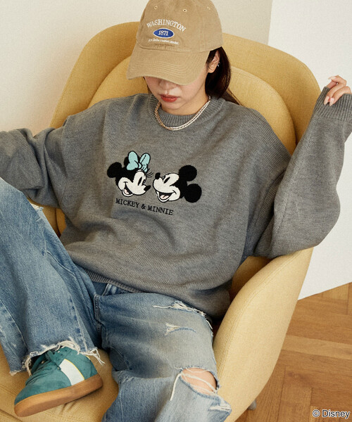 PUBLUX(パブリュクス)の「PUBLUX/パブリュクス Mickey Mouse&Minnie Mouse/ミッキーマウス&ミニーマウス 相良刺繍 オーバーサイズニット 限定展開(ニット/セーター・レディース・サックスブルー/オフホワイト/グレー・フリ-)」の7枚目の写真