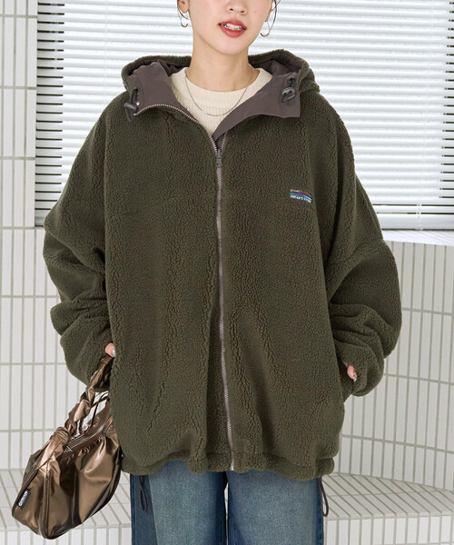 FREAK'S STORE(フリークスストア)の「限定展開 FREAK'S STORE OUTDOORS ボア リバーシブル フーディー(マウンテンパーカー・レディース・チャコール/キャメル/オリーブ/ベージュ/ブラック・フリ-)」の21枚目の写真