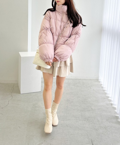 INGNI（イング）の「リボン付エコダウン（その他アウター・レディース・オフホワイト/ブラック/ピンク・M）」の5枚目の写真