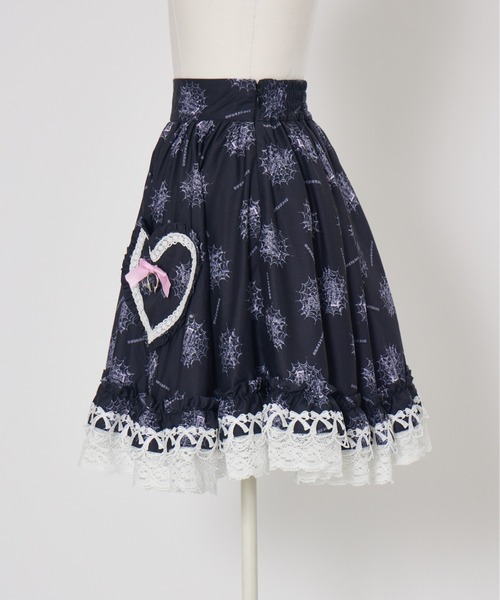AVENCHUMU（アバンチュウム）の「Skull illustration print heart skirt（スカート・レディース・ピンク/ホワイト/ブラック・FREE/XS）」の11枚目の写真