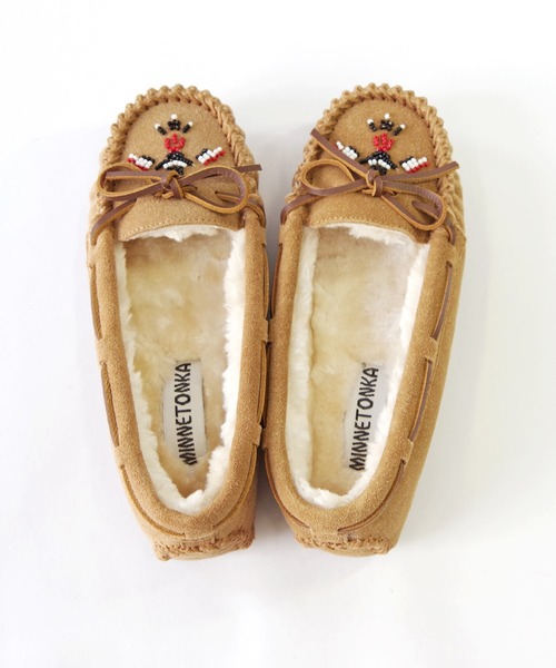 Minnetonka（ミネトンカ）の「MINNETONKA ミネトンカ / キャリー サンダーバード ファーモカシン CALLY THUNDERBIRD ANIMIKII（モカシン/デッキシューズ・レディース・チャコールグレー/ベージュ・6/8/7）」の10枚目の写真