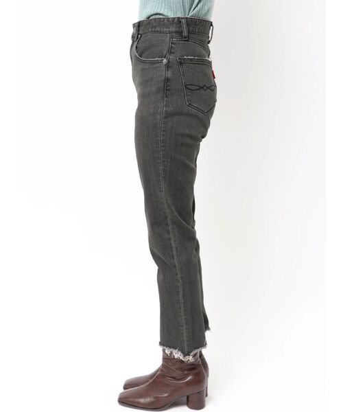 Ungrid（アングリッド）の「ヘムデザインストレッチデニム（デニムパンツ・レディース・ブルー/ブラック・24inch/25inch/26inch）」の21枚目の写真