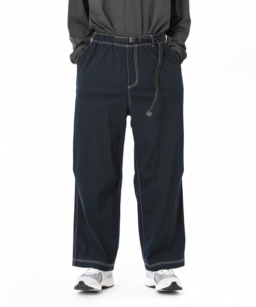 NEW BALANCE(ニューバランス)の「ジャージーデニムパンツ(デニムパンツ・メンズ・ネイビー/チャコールグレー・MEDIUM/LARGE/X-LARGE/SMALL)」の1枚目の写真