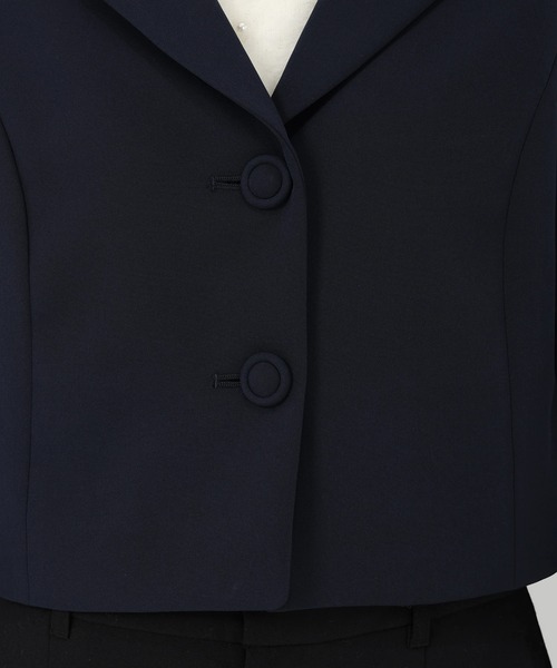 STRAWBERRY-FIELDS（ストロベリーフィールズ）の「サスティクロス_ショート丈ジャケット（テーラードジャケット・レディース・ベージュ/ネイビー・2）」の14枚目の写真