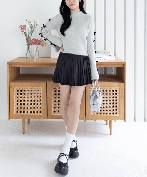 clear（クリア）の「袖リボン付きラメフェザーニットトップス[着回し力抜群 ガーリー]（ニット/セーター・レディース・グレー/パープル/ブラック/アイボリー・F）」の7枚目の写真