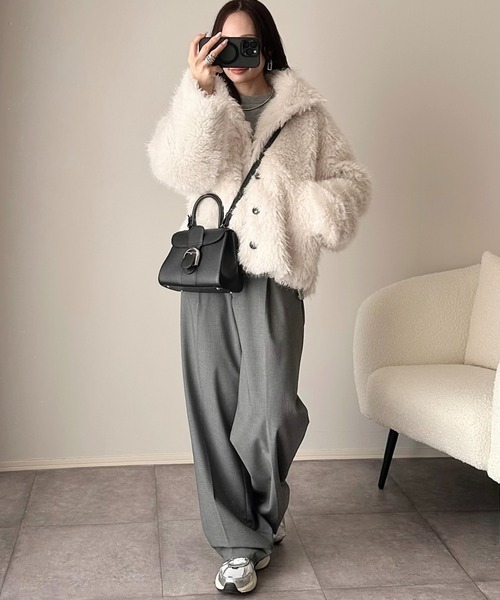 ANGIE（アンジー）の「シャギーファーフェイクファーブルゾン（ブルゾン・レディース・グレー/ブラウン系その他/アイボリー/ブラウン/ベージュ・FREE）」の8枚目の写真