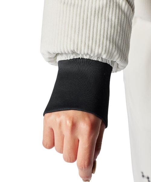 UNDER ARMOUR（アンダーアーマー）の「UAリミットレス ダウン コーデュロイ パッファー ジャケット（ライフスタイル/レディース）（ダウンジャケット/コート・レディース・オフホワイト・L/M/XL/S）」の7枚目の写真