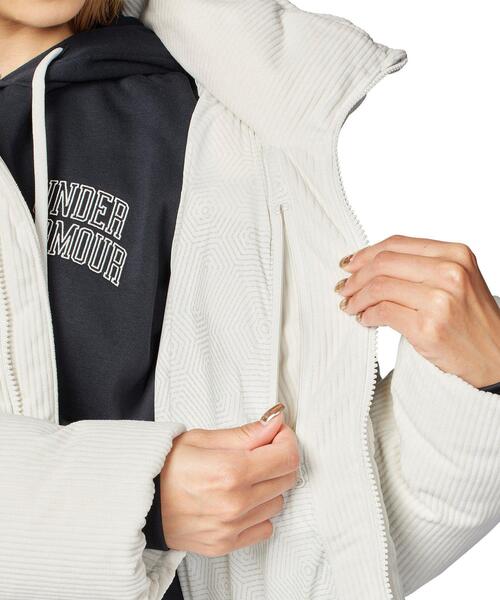 UNDER ARMOUR（アンダーアーマー）の「UAリミットレス ダウン コーデュロイ パッファー ジャケット（ライフスタイル/レディース）（ダウンジャケット/コート・レディース・オフホワイト・L/M/XL/S）」の9枚目の写真
