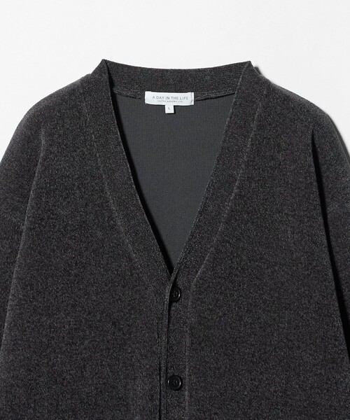 A DAY IN THE LIFE UNITED ARROWS(アデイインザライフユナイテッドアローズ)の「モールヤーン ダブルフェイス Vネックカーディガン-ウォッシャブル-<A DAY IN THE LIFE>(ニット/セーター・メンズ・ダークグレー/ネイビー・L/M)」の10枚目の写真