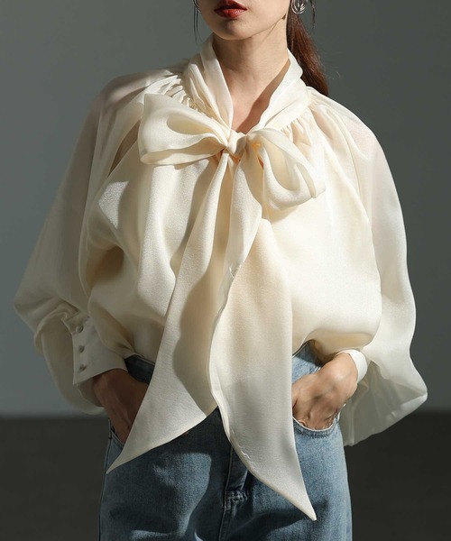 Sawa a la mode（サワアラモード）の「リボンボウタイシアーブラウス（シャツ/ブラウス・レディース・ベージュ/ピンク/ブラック・FREE）」の2枚目の写真