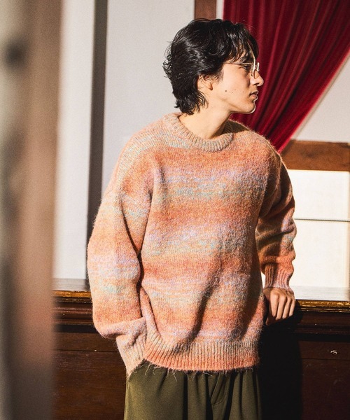 niko and...（ニコアンド）の「グラデーションニットプルオーバー（ニット/セーター・メンズ・オレンジ/ブルー/ベージュ・MEDIUM/LARGE）」の8枚目の写真