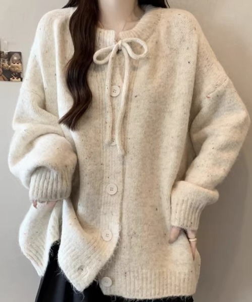 Teem Store(チームストア)の「リボンニットカーディガン(カーディガン/ボレロ・レディース・レッド/グレー/ホワイト/ブルー・F)」の15枚目の写真