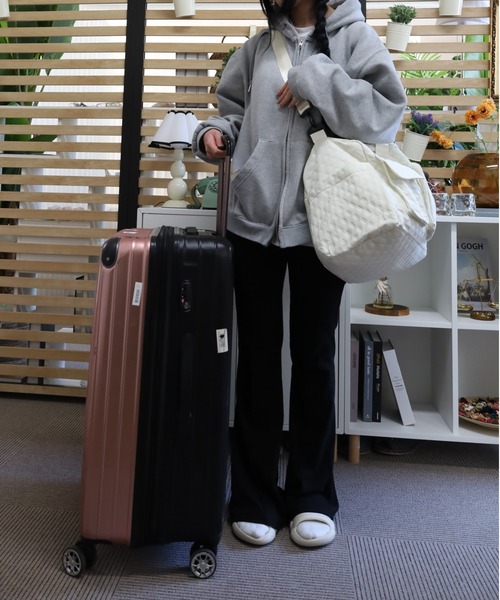 Vini(ヴィニ)の「【大容量 キャリーオン対応】キルティング 旅行バッグ ボストンバッグ(ボストンバッグ・レディース・ホワイト/ピンク/ブラック・FREE)」の15枚目の写真