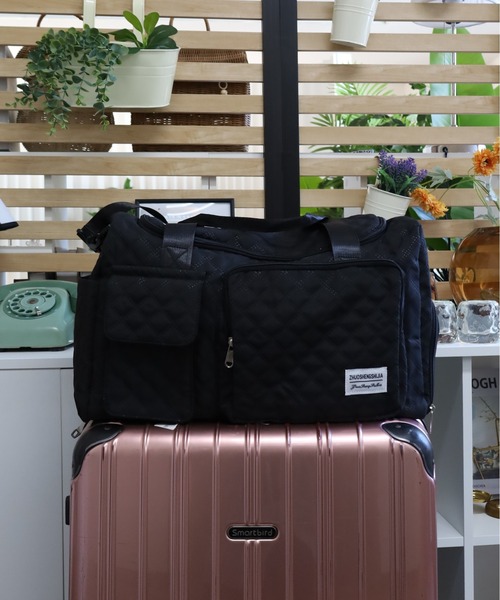 Vini(ヴィニ)の「【大容量 キャリーオン対応】キルティング 旅行バッグ ボストンバッグ(ボストンバッグ・レディース・ホワイト/ピンク/ブラック・FREE)」の16枚目の写真