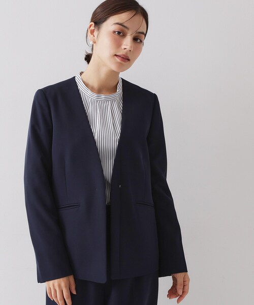 OPAQUE.CLIP（オペークドットクリップ）の「≪通勤・セレモニー/セットアップ対応≫ Vネックジャケット/ダブルクロス【洗濯機OK】（ノーカラージャケット・レディース・ライトベージュ/ブラック/ネイビー・36/34/42/40/38）」の3枚目の写真