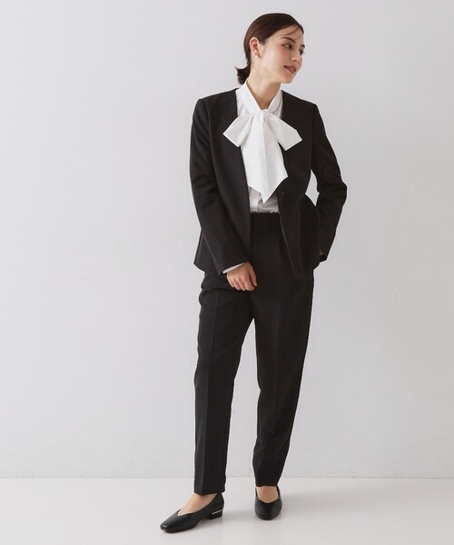 OPAQUE.CLIP（オペークドットクリップ）の「≪通勤・セレモニー/セットアップ対応≫ Vネックジャケット/ダブルクロス【洗濯機OK】（ノーカラージャケット・レディース・ライトベージュ/ブラック/ネイビー・36/34/42/40/38）」の6枚目の写真