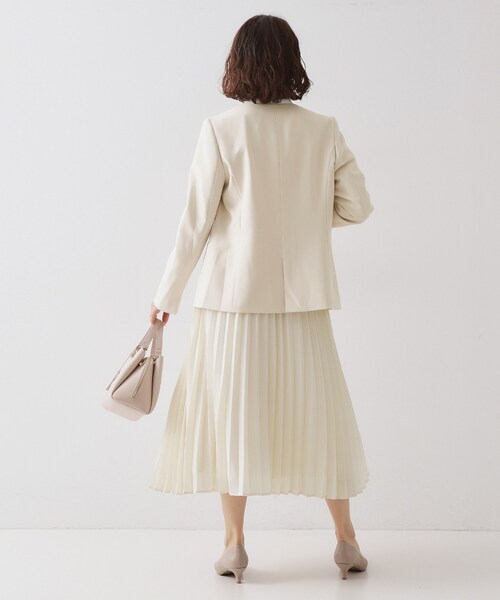 OPAQUE.CLIP（オペークドットクリップ）の「≪通勤・セレモニー/セットアップ対応≫ Vネックジャケット/ダブルクロス【洗濯機OK】（ノーカラージャケット・レディース・ライトベージュ/ブラック/ネイビー・36/34/42/40/38）」の10枚目の写真