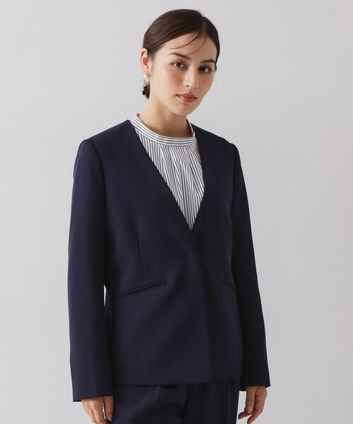 OPAQUE.CLIP（オペークドットクリップ）の「≪通勤・セレモニー/セットアップ対応≫ Vネックジャケット/ダブルクロス【洗濯機OK】（ノーカラージャケット・レディース・ライトベージュ/ブラック/ネイビー・36/34/42/40/38）」の16枚目の写真